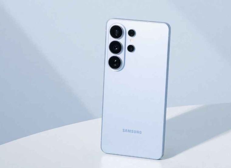Galaxy S27 Pro يحصل على أسرع شحن سلكي في تاريخ سلسلة جالاكسي