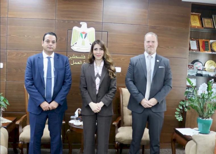 وزارة العمل توقّع اتفاقية مع برنامج الأغذية العالمي لتعزيز التشغيل ودعم المشاريع والتعاونيات